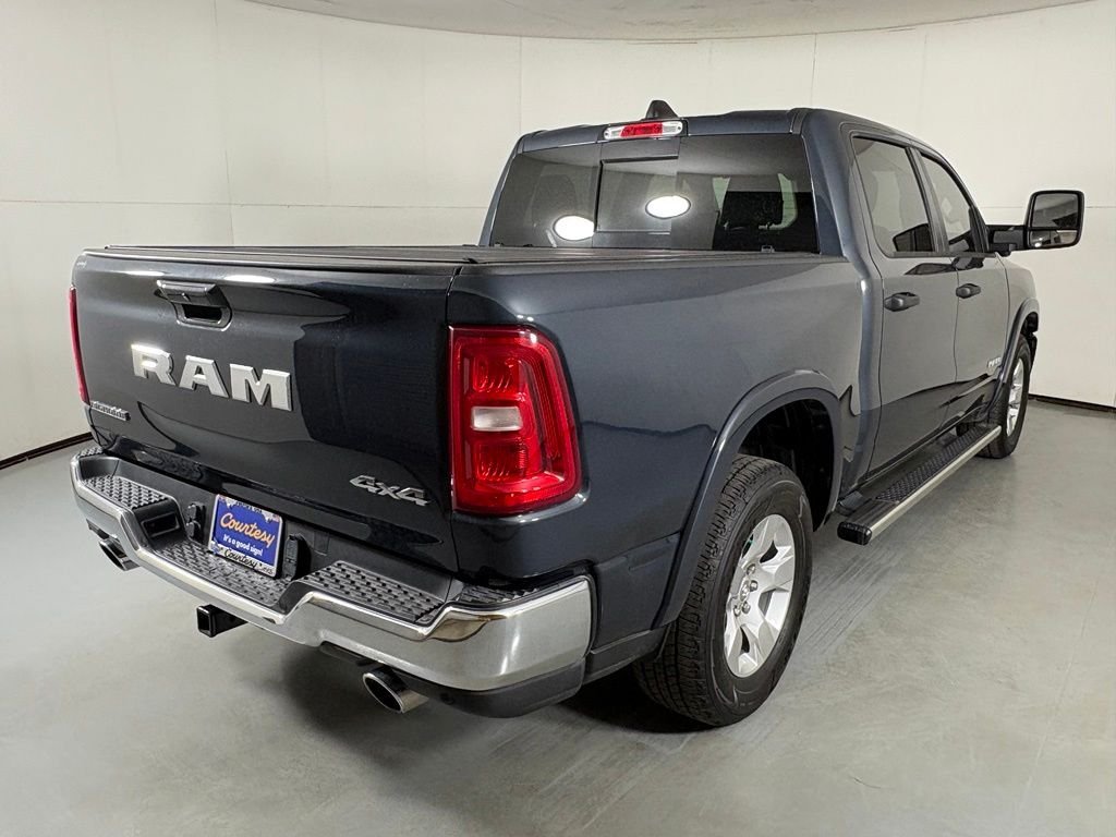 Used 2025 RAM 1500 Big Horn AWD/4WD image 8