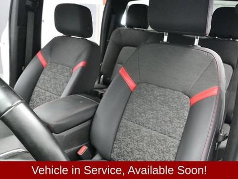 Used 2024 Chevrolet Colorado Z71 w/ Advanced Trailering Package AWD/4WD image 29