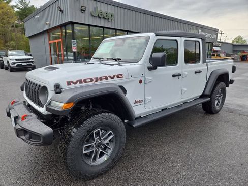 New 2026 Jeep Gladiator Mojave AWD/4WD image 8