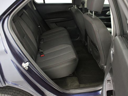 Used 2017 Chevrolet Equinox LT w/ Convenience Package FWD image 34