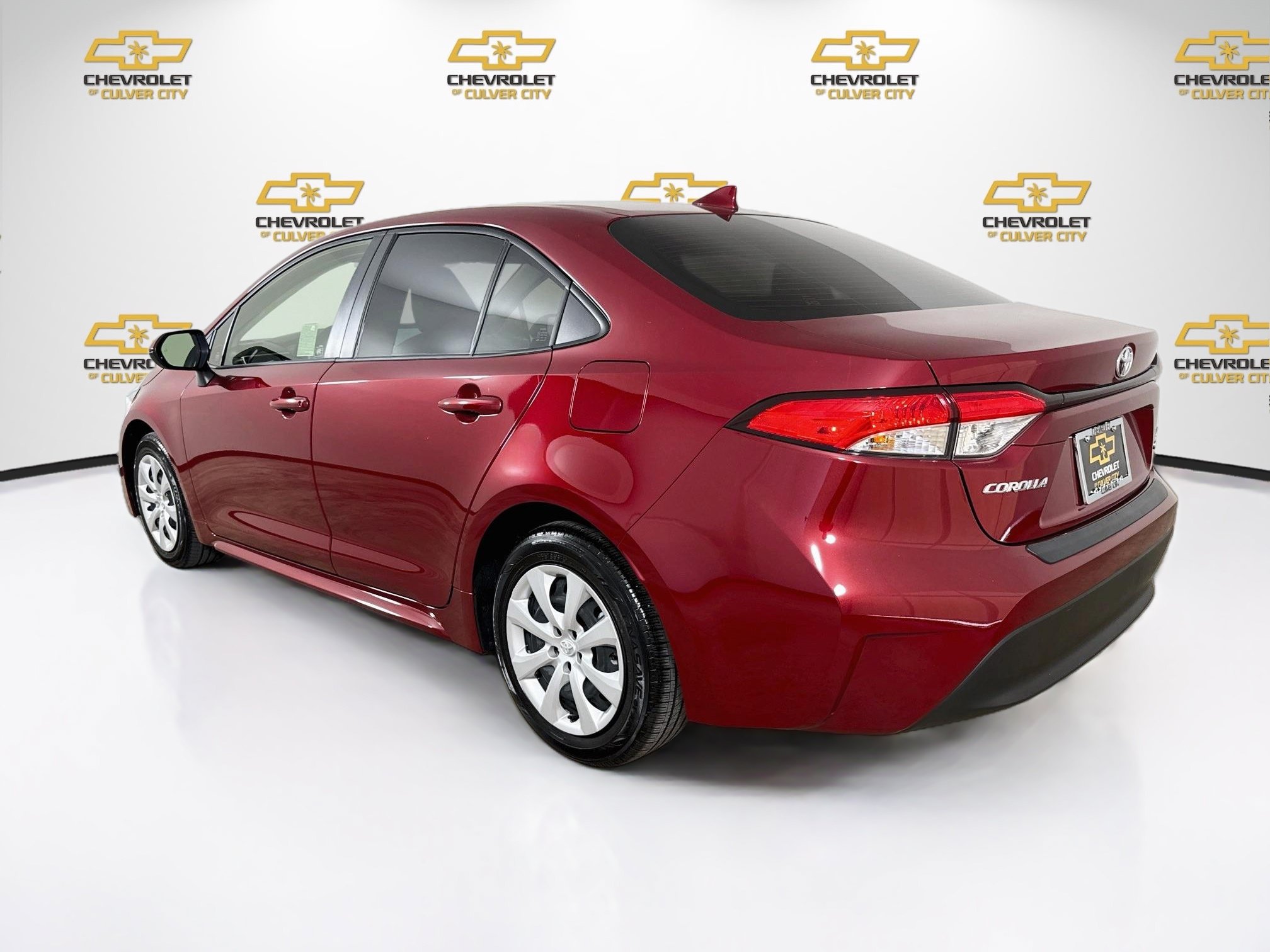 Used 2026 Toyota Corolla LE FWD image 6