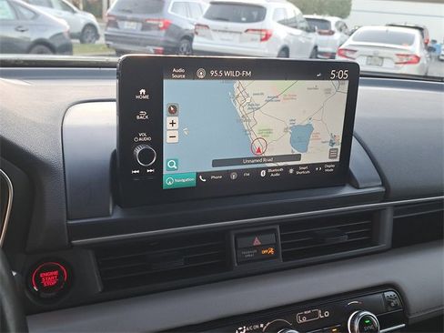 Certified 2025 Honda Pilot Touring image 27