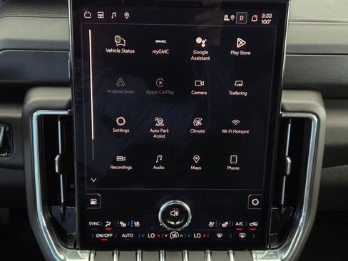 Used 2025 GMC Yukon Denali AWD/4WD image 17
