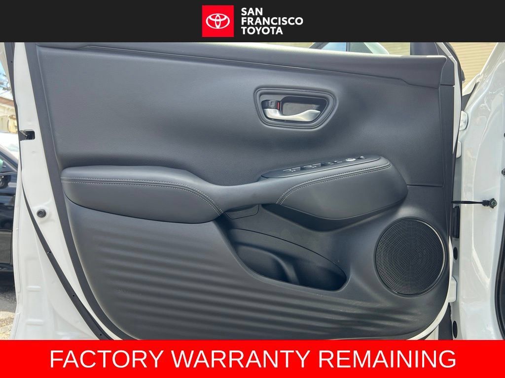 Used 2025 Honda HR-V EX-L image 36