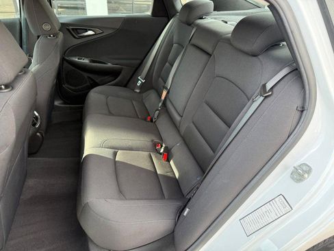 Used 2023 Chevrolet Malibu LT image 11