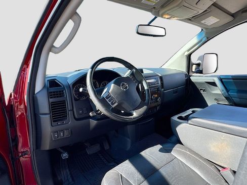 Used 2008 Nissan Titan LE w/ Tow Pkg image 29