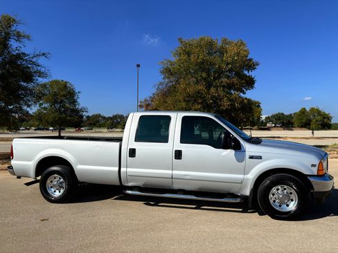 Used 2001 Ford F350 XLT image 48