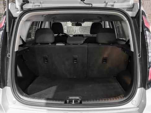 Used 2019 Kia Soul + image 49