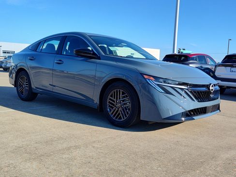 New 2026 Nissan Sentra SV image 5