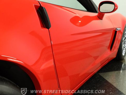 Used 2013 Chevrolet Corvette Grand Sport w/ 2LT Preferred Equipment Group RWD image 27