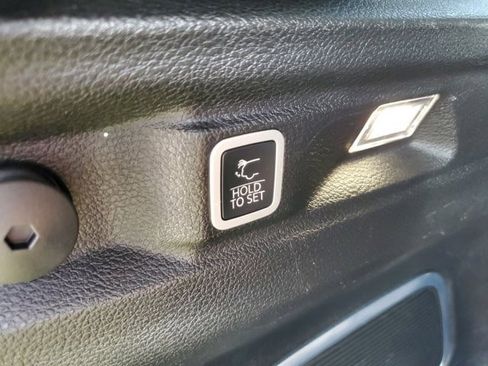 Certified 2021 Jeep Grand Cherokee L Limited RWD image 14