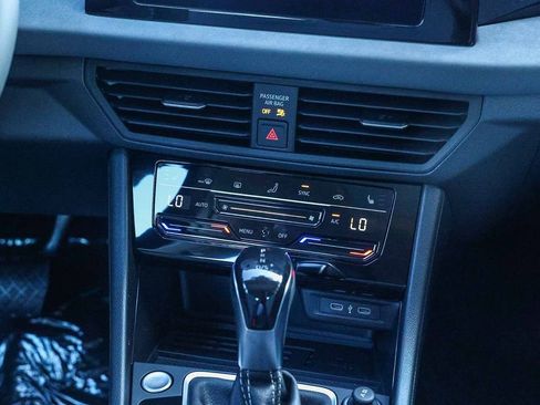 New 2026 Volkswagen Jetta SE image 21