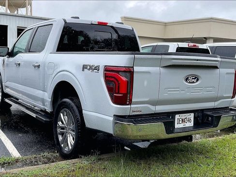 Used 2025 Ford F150 Lariat w/ Equipment Group 501A Mid AWD/4WD image 4