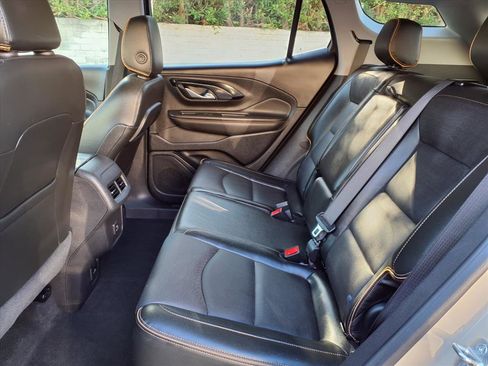 Used 2022 GMC Terrain AT4 image 19