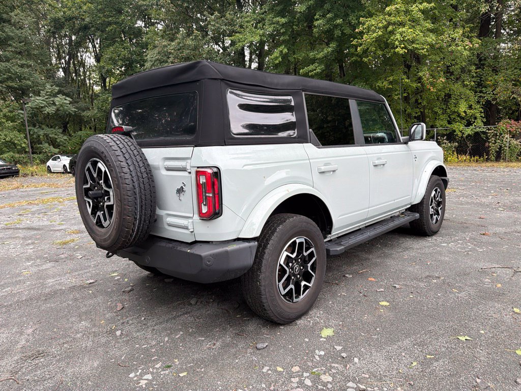 Used 2024 Ford Bronco Outer Banks AWD/4WD image 5