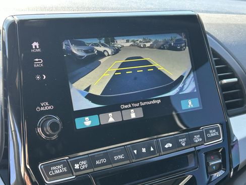 Used 2024 Honda Odyssey Sport image 7
