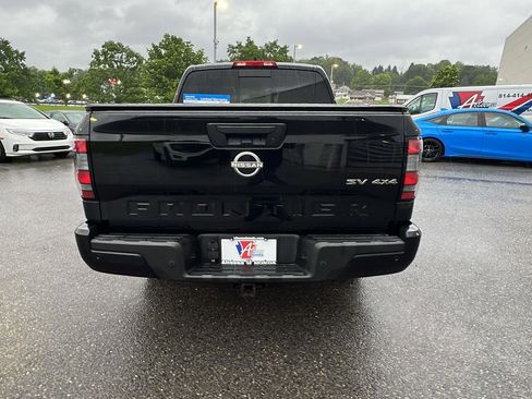 Used 2024 Nissan Frontier SV w/ SV Convenience Package AWD/4WD image 5