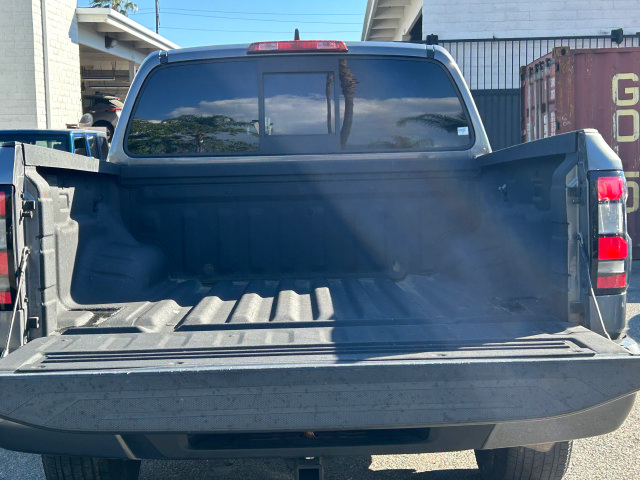 Used 2022 Nissan Frontier SV RWD image 8