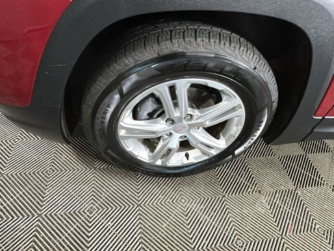 Used 2019 GMC Terrain SLE w/ Driver Convenience Package FWD image 11