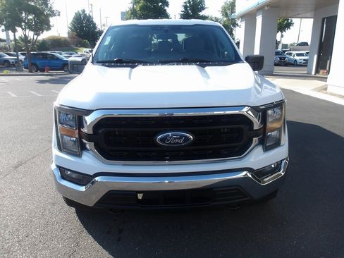 Used 2023 Ford F150 XLT image 3
