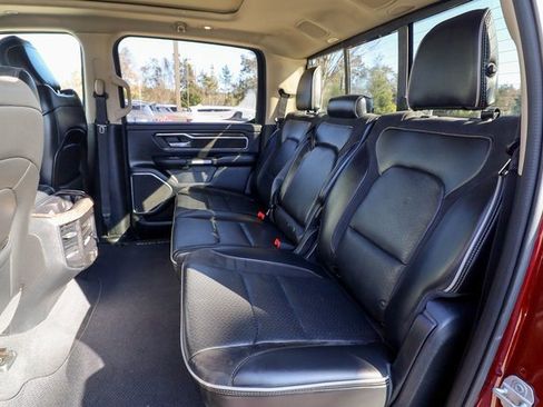 Used 2019 RAM 1500 Laramie image 37