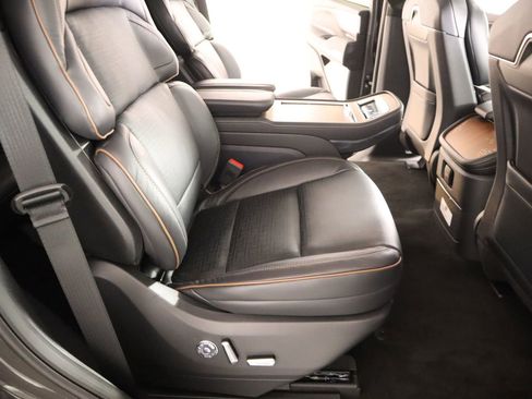 New 2026 Lincoln Navigator Black Label AWD/4WD image 16