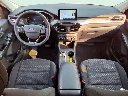 Certified 2023 Ford Escape Active AWD/4WD image 17