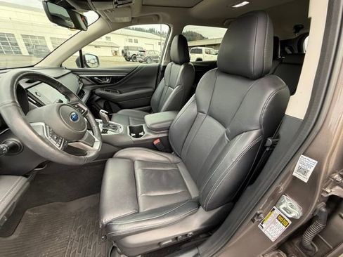 Used 2023 Subaru Outback Limited image 29