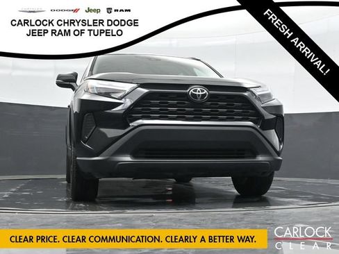 Used 2024 Toyota RAV4 XLE FWD image 62
