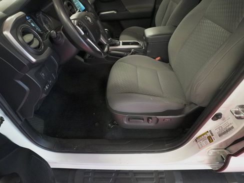 Certified 2023 Toyota Tacoma SR5 image 12