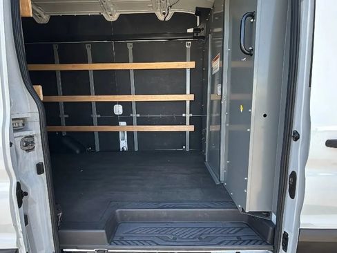 Used 2022 Ford E-Transit 148 High Roof w/ Load Area Protection Package RWD image 41