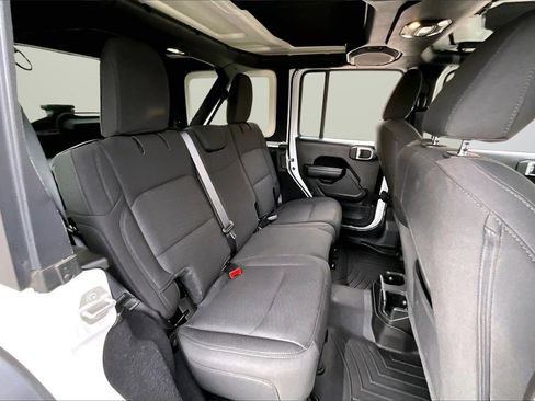 Certified 2021 Jeep Wrangler Unlimited Sport image 23