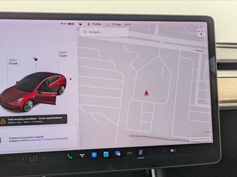 Used 2020 Tesla Model 3 Performance image 23