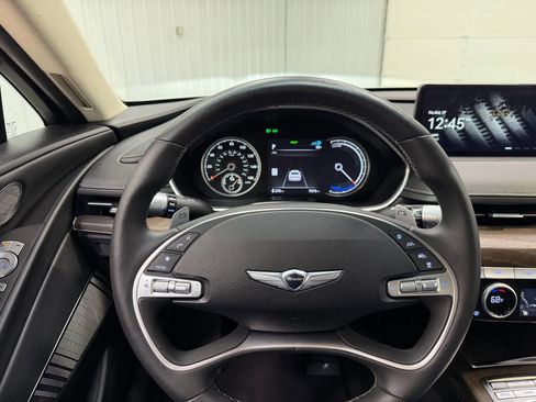 Used 2024 Genesis G80 Advanced Sedan 4D image 18