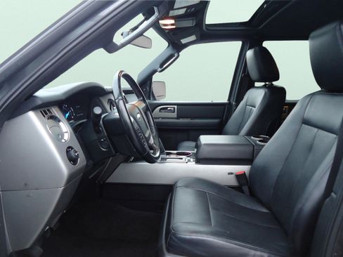 Used 2017 Ford Expedition EL Limited w/ Equipment Group 301A image 26