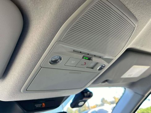 New 2026 Nissan Kicks SR w/ Illumination Package FWD image 29