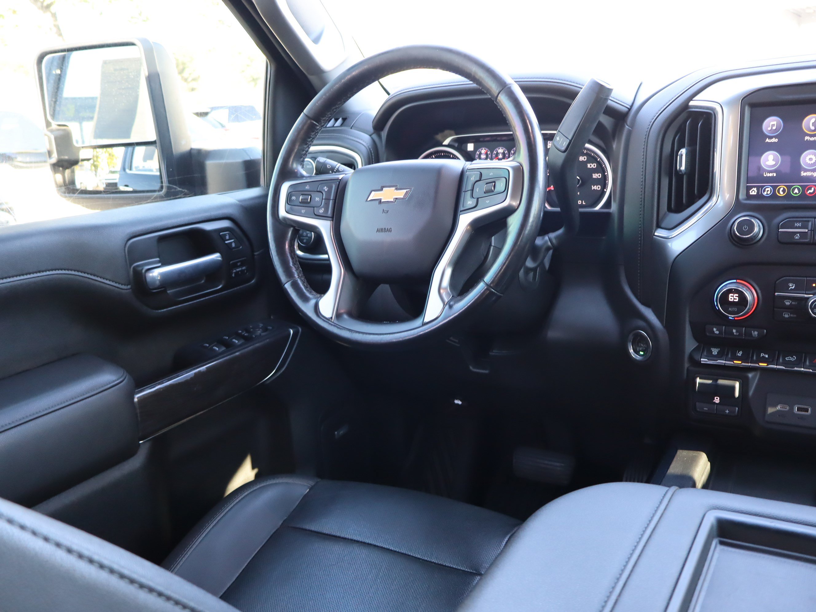 Used 2021 Chevrolet Silverado 2500 LTZ w/ LTZ Premium Texas Edition AWD/4WD image 17