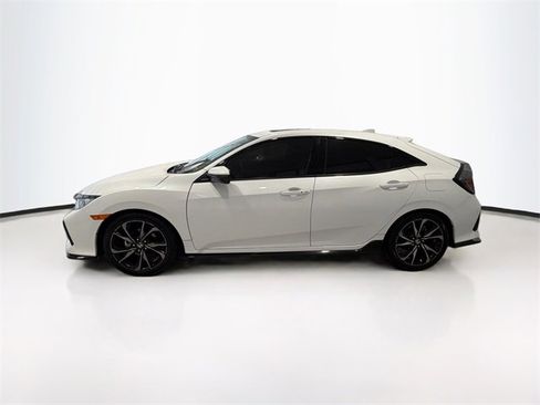 Used 2017 Honda Civic Sport Touring image 4