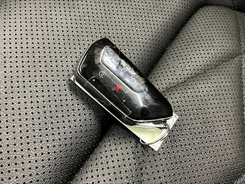 Used 2024 Volkswagen Atlas Cross Sport SE image 14