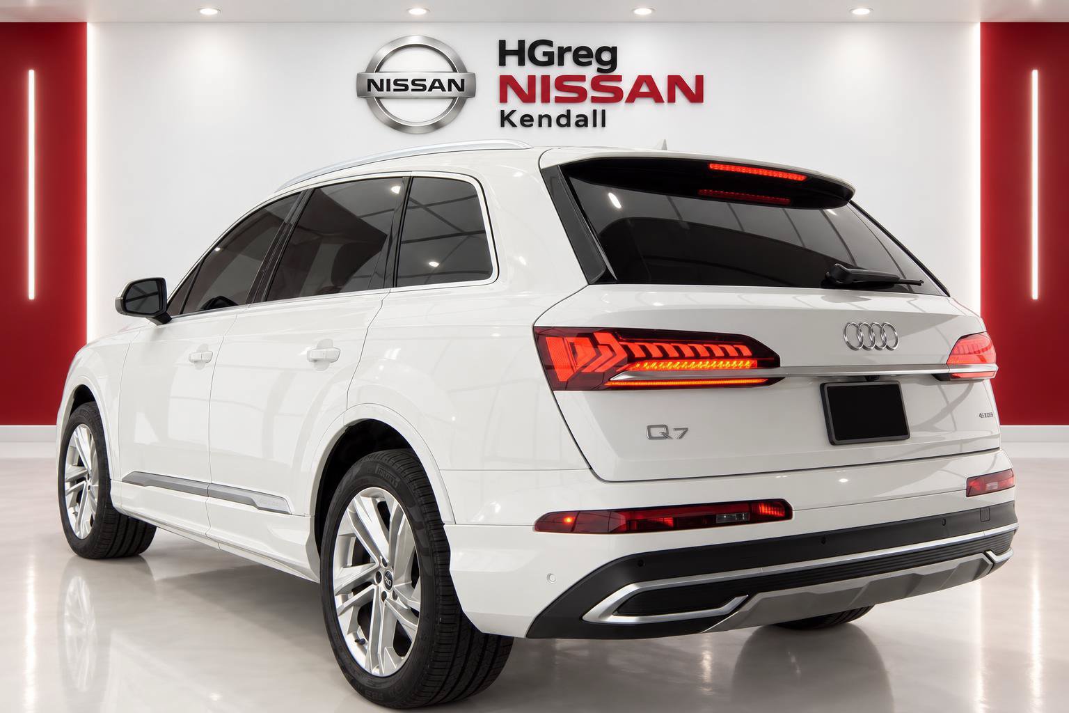 Used 2022 Audi Q7 2.0T Premium AWD/4WD image 2