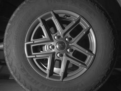 Used 2025 Jeep Wrangler Unlimited Sport AWD/4WD image 18