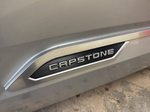 Used 2023 Toyota Tundra Capstone AWD/4WD image 6