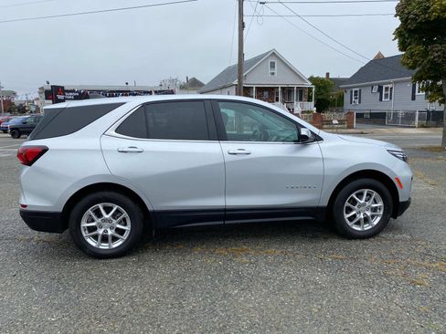 Used 2022 Chevrolet Equinox LT image 8