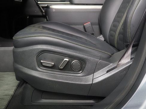 Used 2024 Rivian R1S AWD Adventure image 84