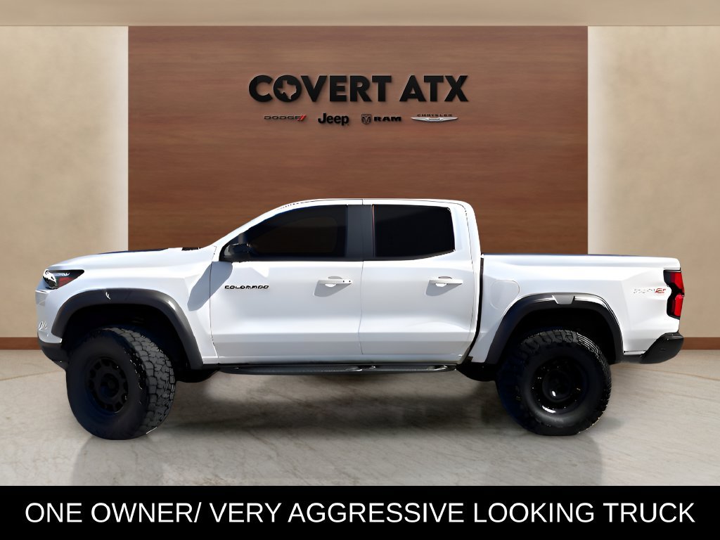 Used 2024 Chevrolet Colorado ZR2 w/ Technology Package AWD/4WD image 2