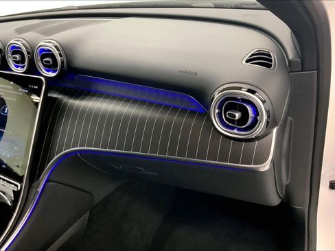 New 2026 Mercedes-Benz GLC 300 image 28