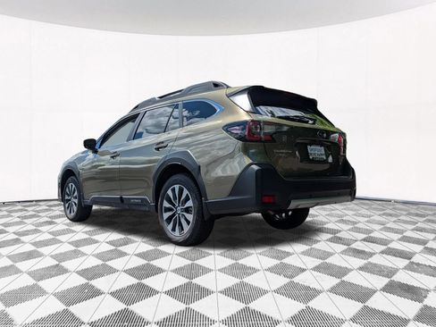 Certified 2025 Subaru Outback Limited AWD/4WD image 12