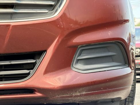 Used 2016 Ford Fusion SE FWD image 11