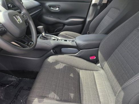 Used 2025 Honda HR-V LX image 24