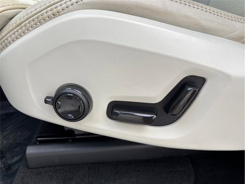 Used 2019 Volvo XC90 T6 Inscription w/ Protection Package Premier image 21